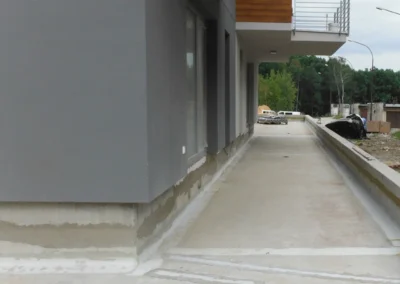 Dylatacja Isokorb zabezpieczona hydroizolacją